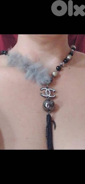 necklace 3a2ed ma3 farro grey/aswad 2