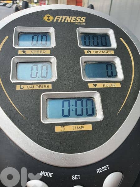 4 in1 cardio Elleptical and Bike & dumbells & waist trainer 03027072 2