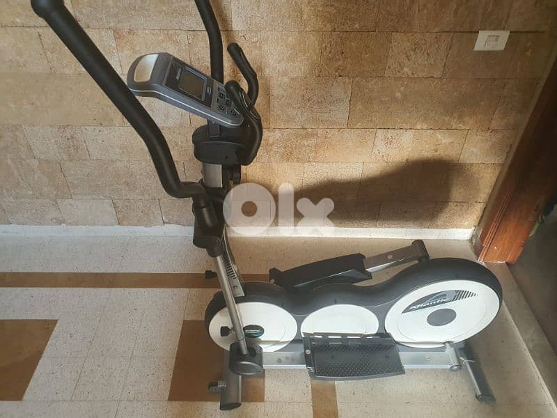 Elliptical cardio machine Big size 150 kg like New 03027072 Geo sports 0