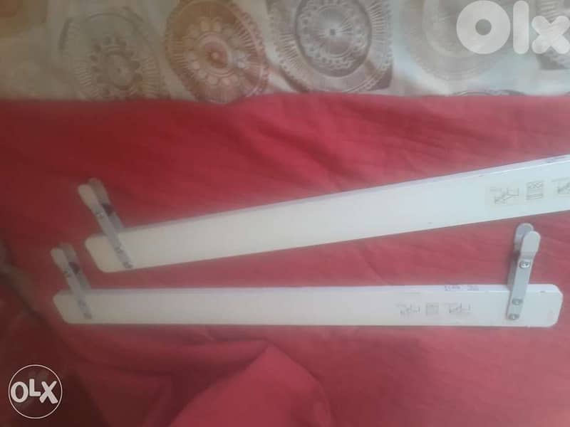 Bed rails / barrieres pour lits (en bois) market rate 0