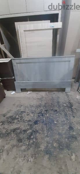 تخت مجوز جديد من معمل