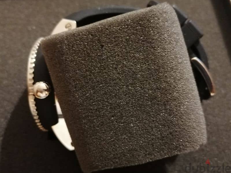 vogue watch suiss made 1