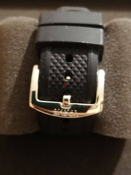 vogue watch suiss made 2