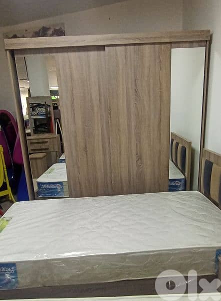 غرفة نوم مفرد كاملة.  FULL BEDROOM 3
