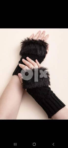wool half fingers gloves with black fur 3