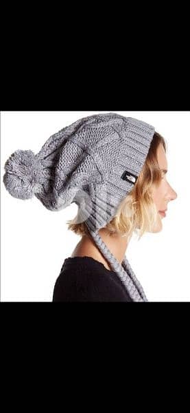 grey wool hat withover ears.  1=7$ or 3=15$ 1