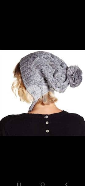grey wool hat withover ears.  1=7$ or 3=15$ 2