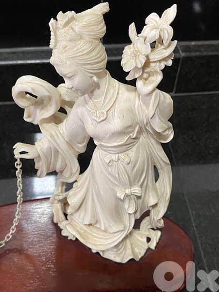 antique museum eqrly 20th century set figurine 2