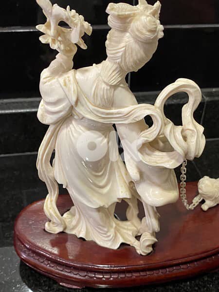 antique museum eqrly 20th century set figurine 3