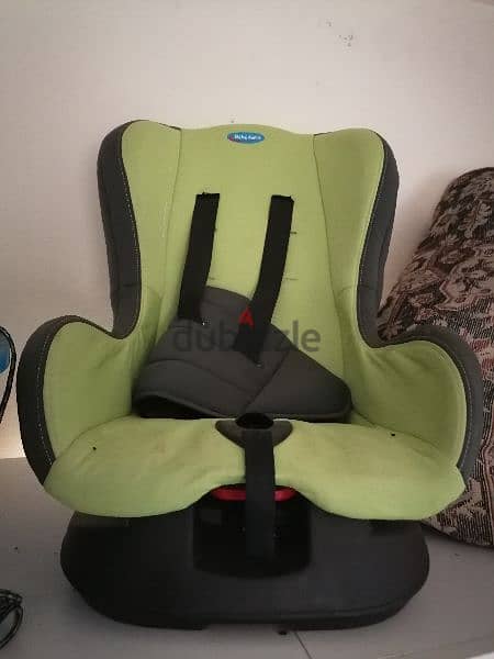 car seat 0