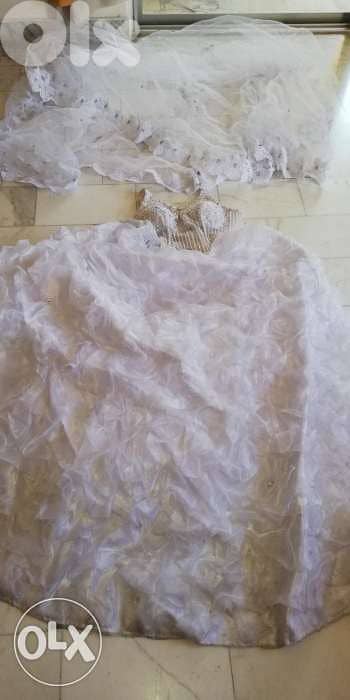 Wedding dress