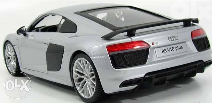 Audi R8 V10 diecast car model 1:18 2