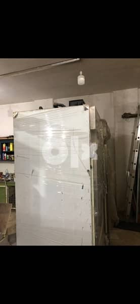 2 new industrial refrigerators 2