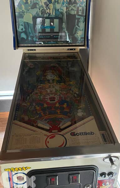 viintage Pinball Gottlieb “Hot shots” 1