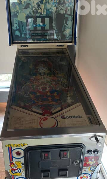 viintage Pinball Gottlieb “Hot shots” 2