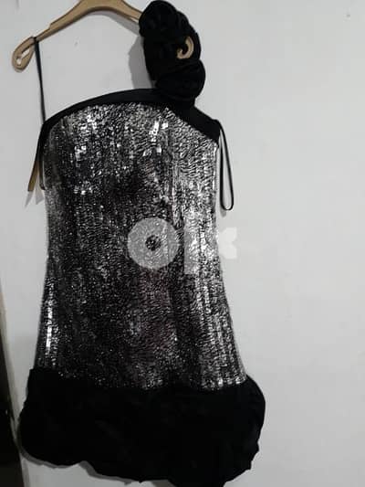 فساتين سهرة للبيع