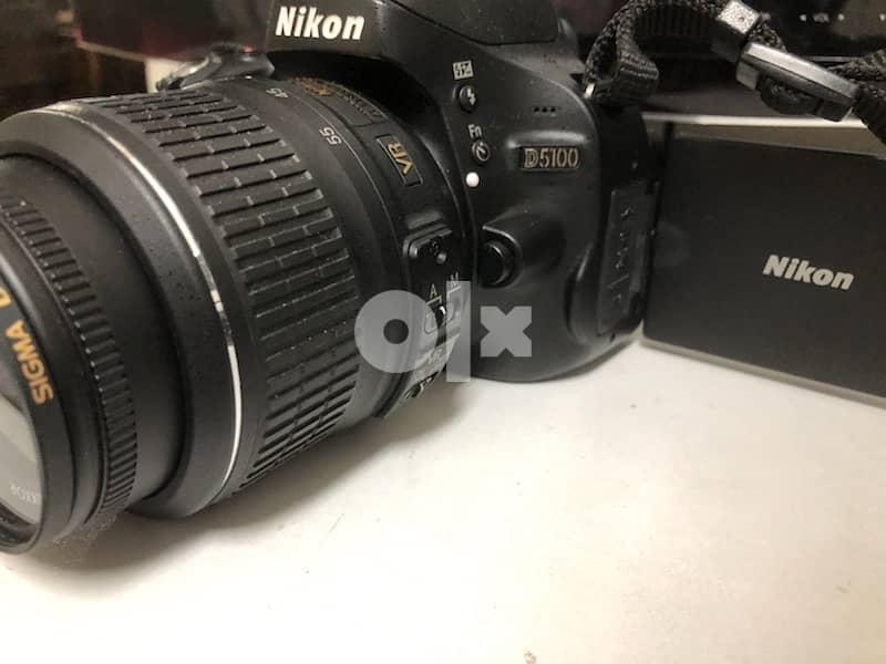 nikon d5100 used very clean + 70-300mm lens 2