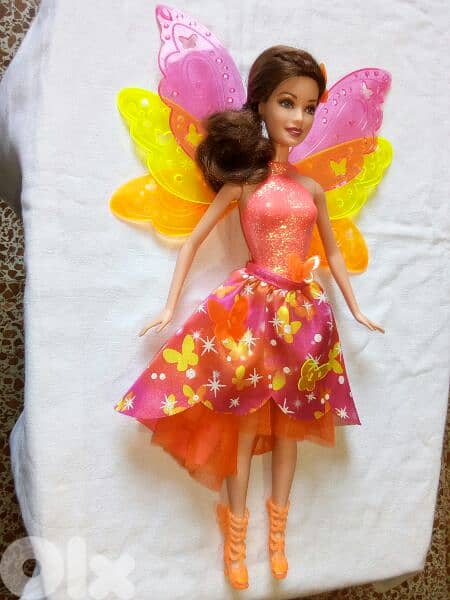 NORI Barbie &THE SECRET DOOR Butterfly Good doll open/close wings=18$ 0