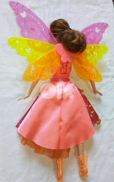 NORI Barbie &THE SECRET DOOR Butterfly Good doll open/close wings=18$ 3