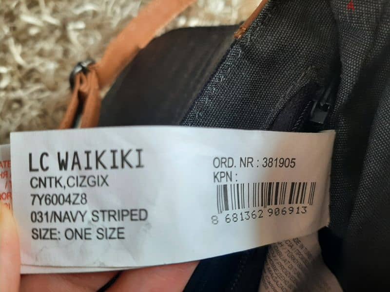 LCWAIKIKI navy stripped cross bag 4