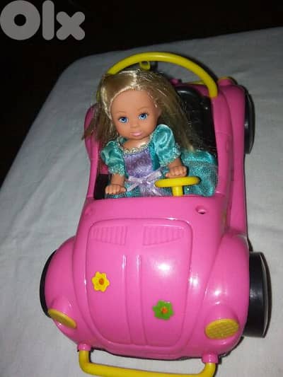 STEFFi LOVE DAUGHTER EVI +HER CAR barely used still good doll, both=22