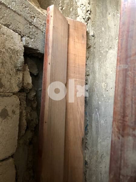 باب خشب ميغانو درفتين خارق النظافة مع صندوقو جاهز للتركيب 4