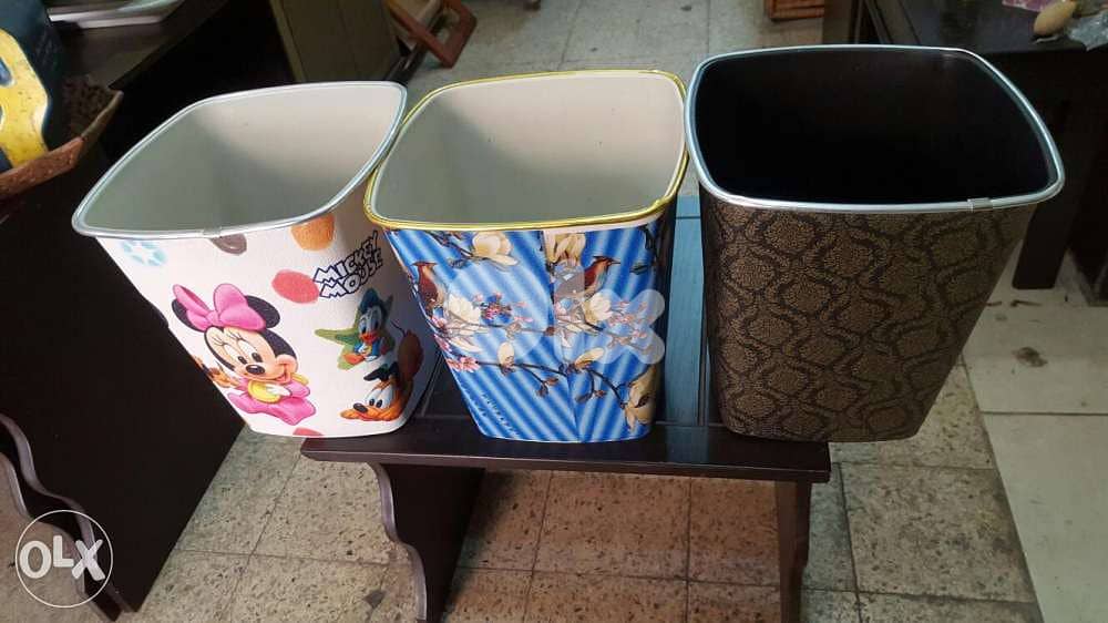 سلة ورق بلاستيك 0