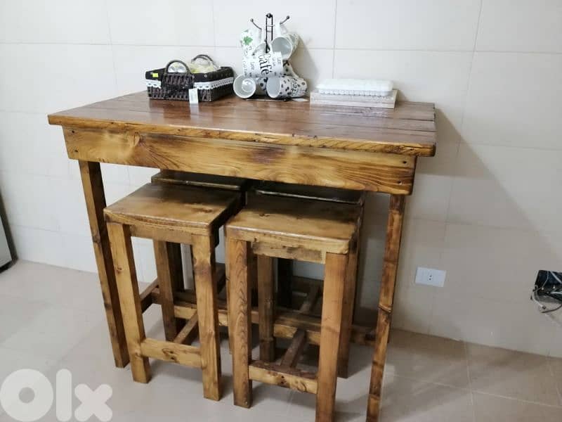 High kitchen table and four chairs 2