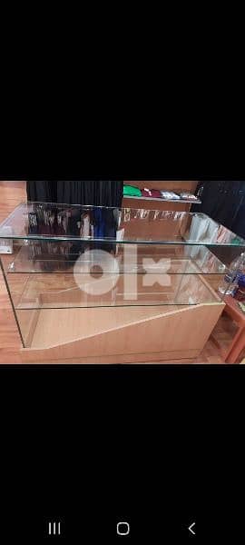 perfume stand and showcase 5