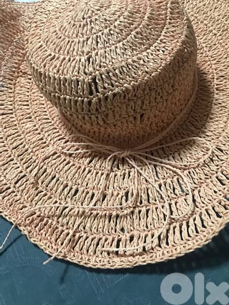 beach hat never worn light pink 2