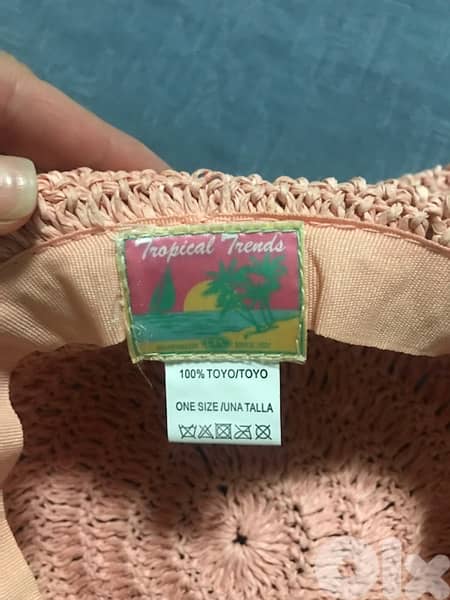 beach hat never worn light pink 3