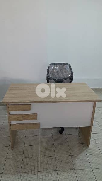 Desk 120cm 1