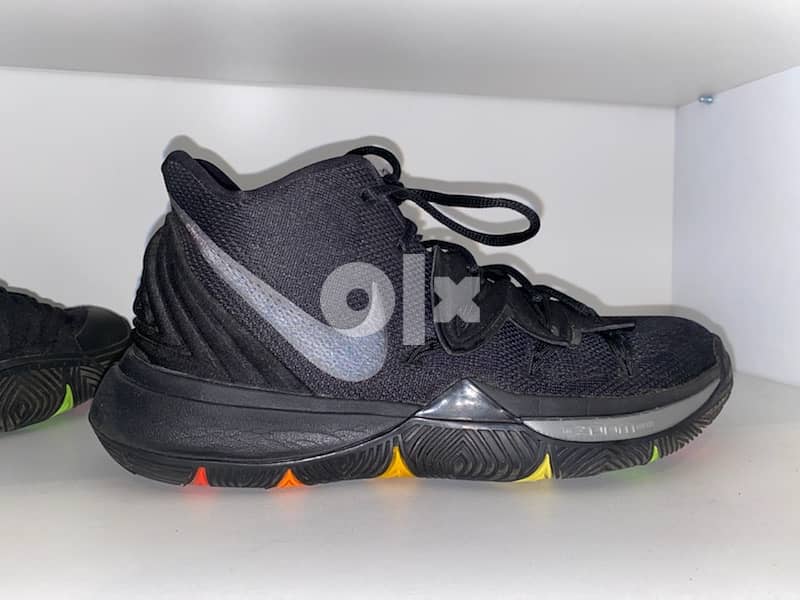 Nike Kyrie 5 Basketball shoes 2