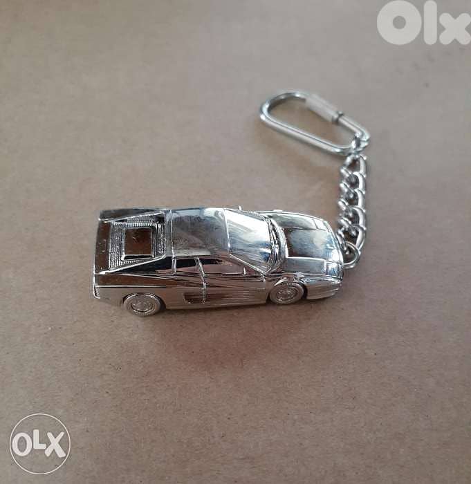 Ferrari Testarossa key-holder. 3