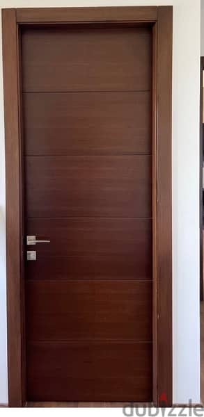 5 doors - Box fraque  Wallnut veneer  5 cm thick - brand new condition 0