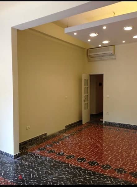 1230m 5floors Building, 8 Apartments & 4 Shops Sodeco Monot Beirut 2