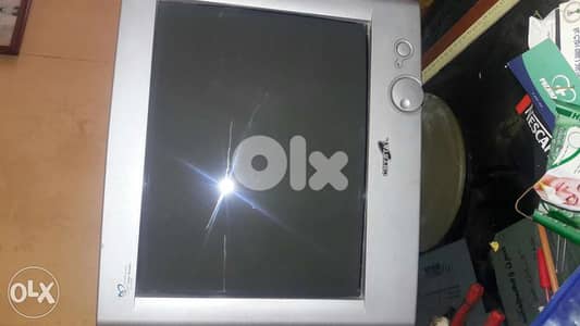 شاشة كمبيوتر منزلي