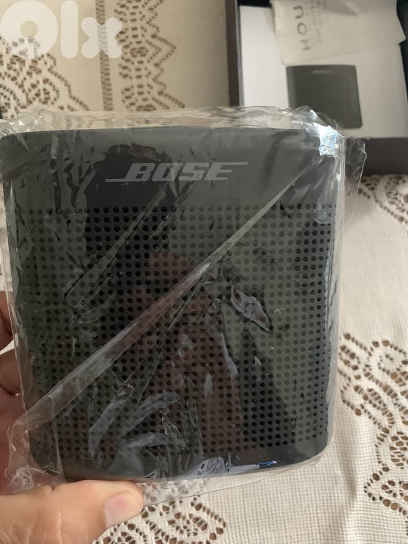 Bose. . 3