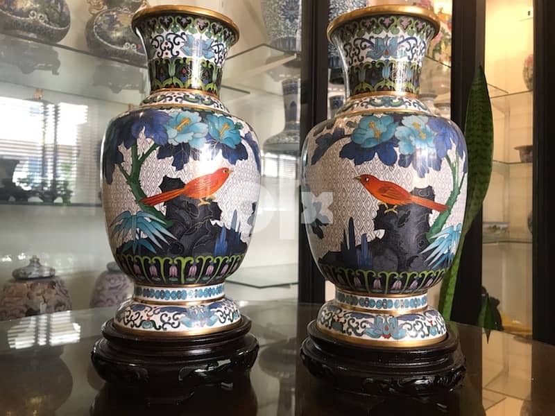 ANTIQUE CLOISONNE VASES 0