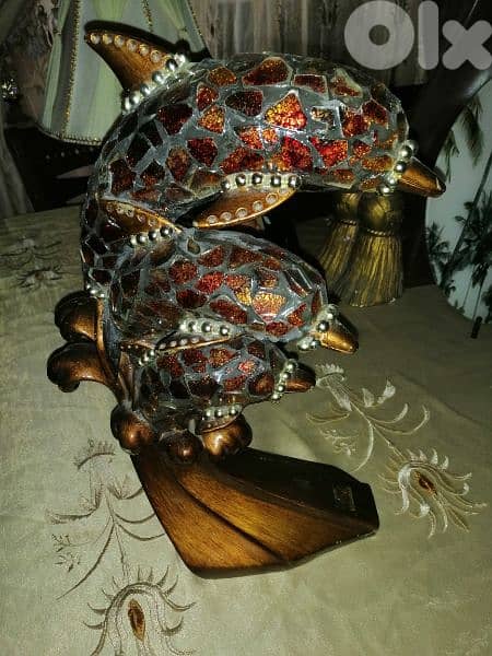 تحفة رزين وموزاييك زجاج 0