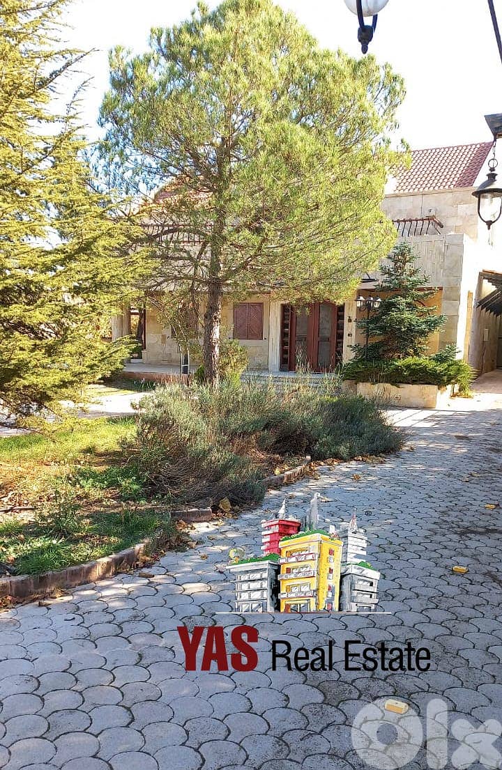 Feytroun 400m2 Villa | 1550m2 Land | High-End | Swimming Pool | Catch 0