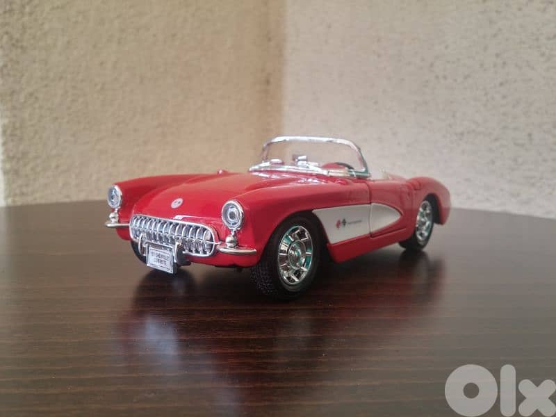 Chevrolet Corvette (1957) diecast car model 1:24 0