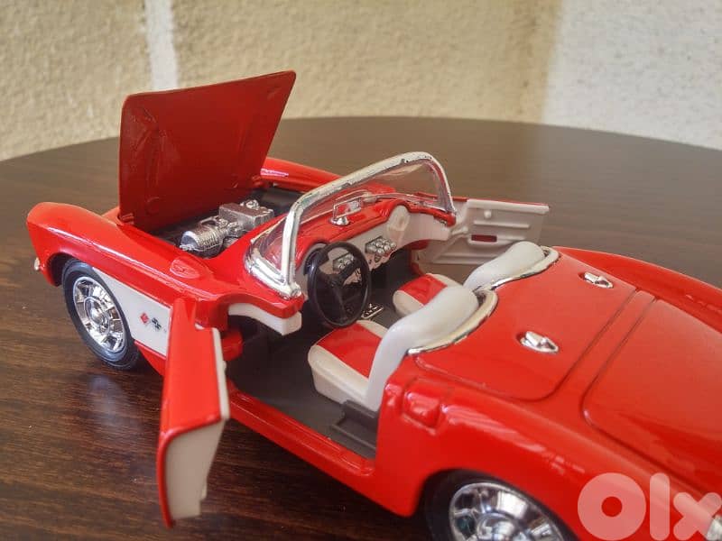 Chevrolet Corvette (1957) diecast car model 1:24 4