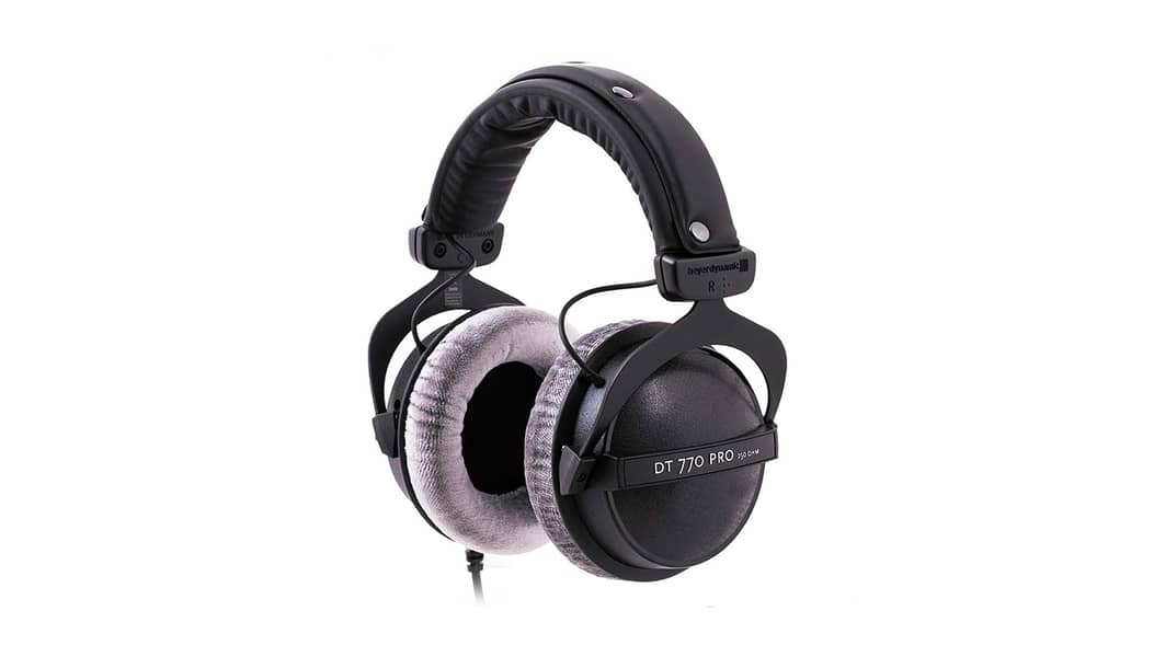 Beyerdynamic DT-770 Pro Headphones (DT770) 2
