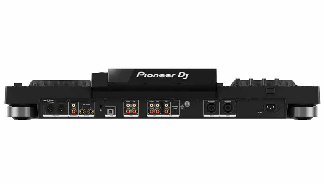 Pioneer XDJ-RX3 DJ System (XDJRX3 Standalone USB DJ Set) 1