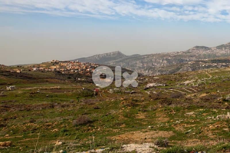 ارض مسطحة في حدث الجبة قضاء بشري 6