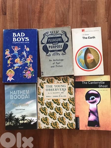 Used books in English at 2$ per book 2