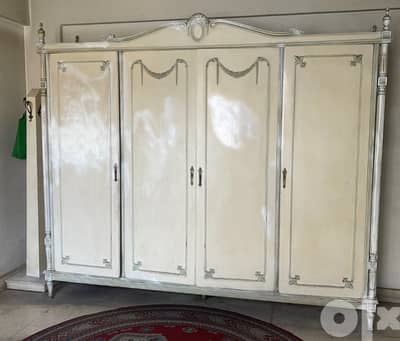 FASCINATING 19TH CENTURY FRENCH LOUIS XVI CANED BEDROOM.