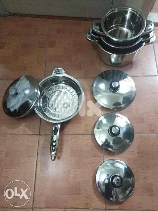 325$ طقم ٤ قطع (جديد) 2