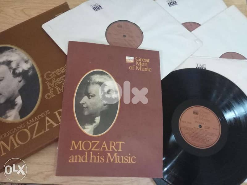 مجلدات لمجموعة إسطوانات Bach /Mozart/Bethoven 4